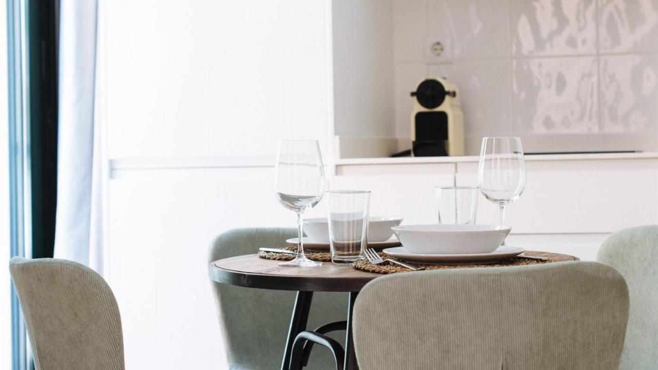 Chiqui And Vicente Suite Apartments Sevilla Eksteriør bilde