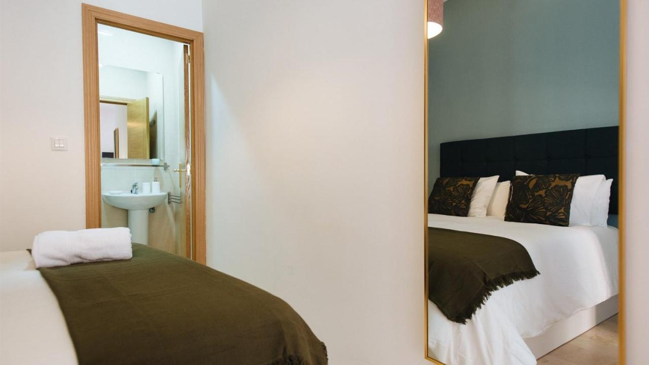 Chiqui And Vicente Suite Apartments Sevilla Eksteriør bilde